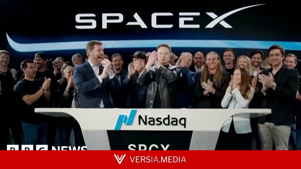 Elon Musk gets public trading of SpaceX under way from Texas