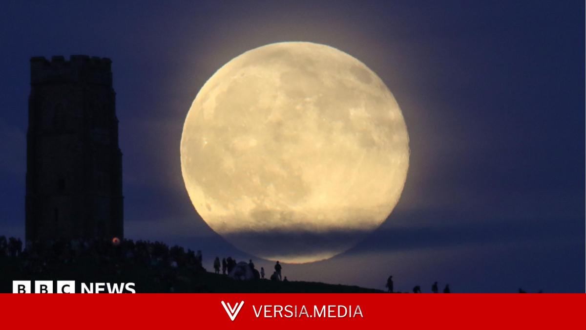 Where is best to see the Strawberry Moon?