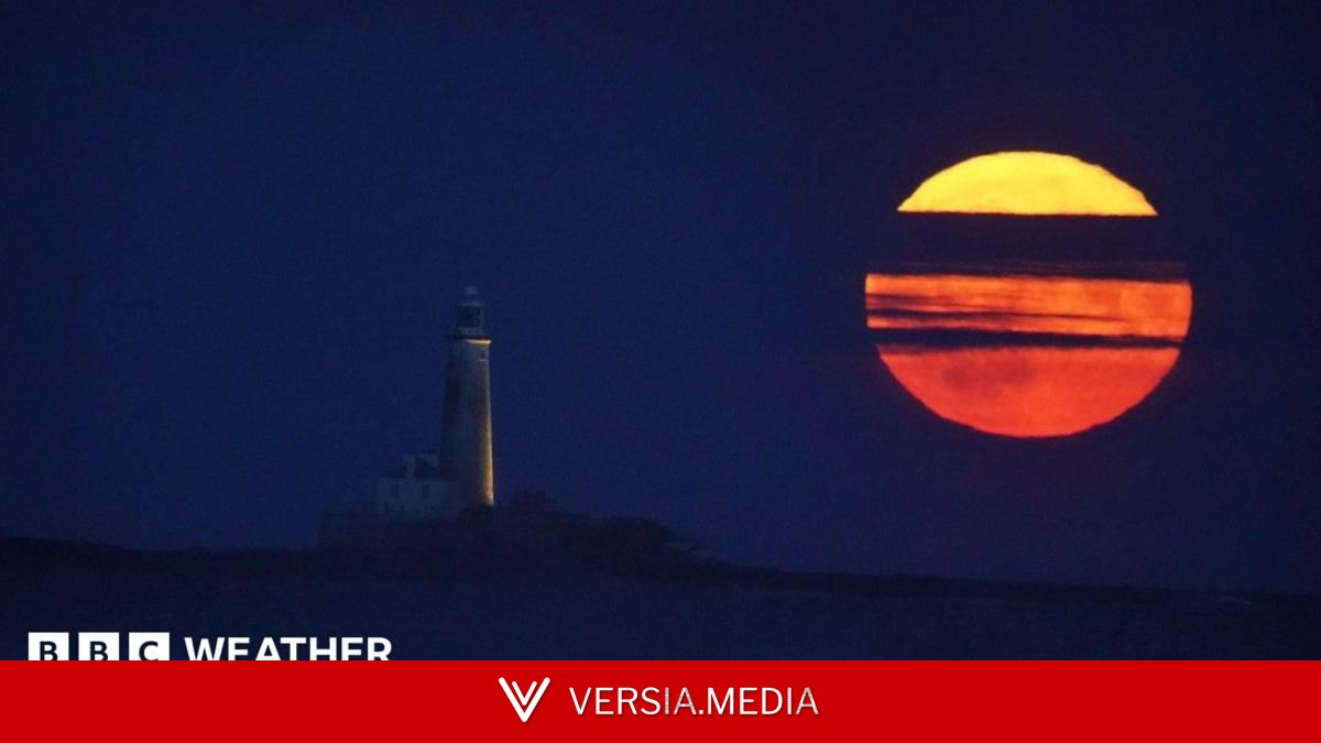 How to see July's full Buck Moon as it rises in the night sky